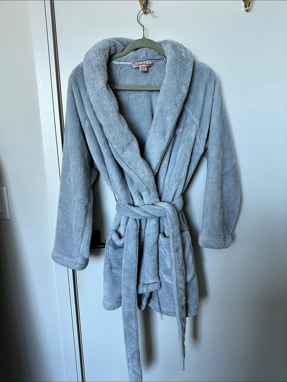 Victoria's Secret Cozy Plush Robe in Blue/Gray XS/S